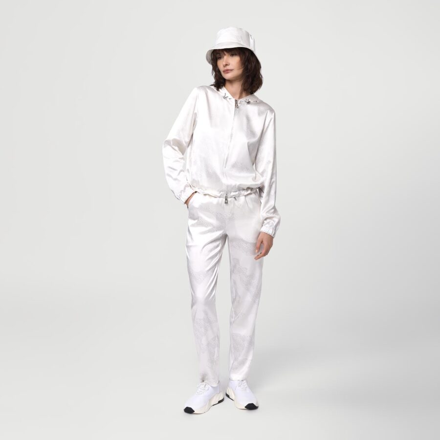 Berlin silk print travel set joggers white - Image 3